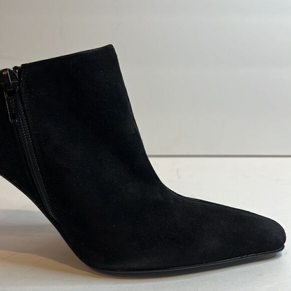 Paloma Black Suede Heel Booties Size 8 - Picture 11 of 13